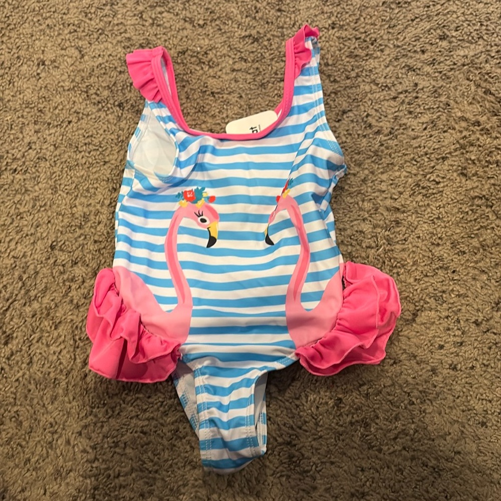 New size 3 pat pat one piece
